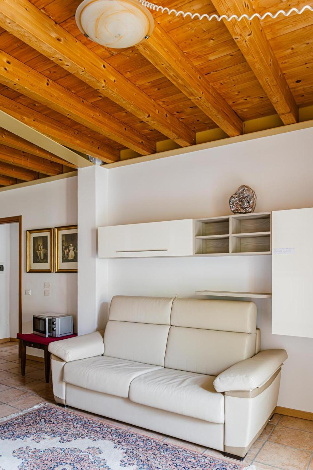 Cozy Castello Apartment Manerba del Garda Bagian luar foto