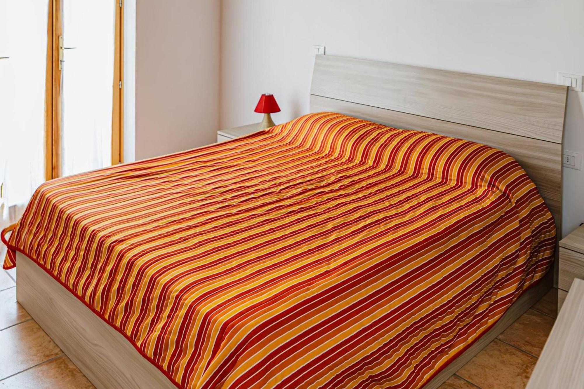 Cozy Castello Apartment Manerba del Garda Bagian luar foto